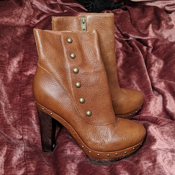 UGG || Mid Cosima Boot Chestnut Leather - Picture 3 of 8